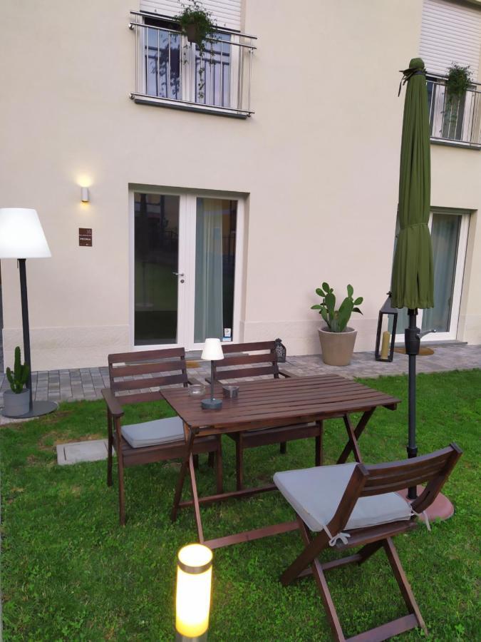 Peonia 2 Posti Wi-Fi Ac Free Park Jacuzzi Bed & Breakfast Porlezza Exterior photo